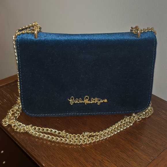 Lilly Pulitzer Velvet Kat Crossbody - Picture 3 of 8